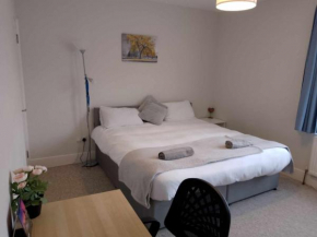 Double or twin room in town centre